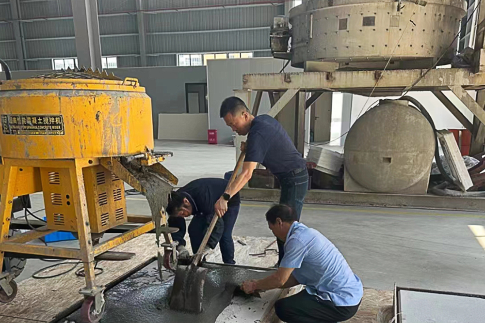 UHPC��ECC��(g��u)���cʩ����(y��ng)�ìF(xi��n)��(ch��ng)